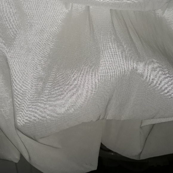 A short City Triangles prom dress with poofy skirt - Picture 5 of 8